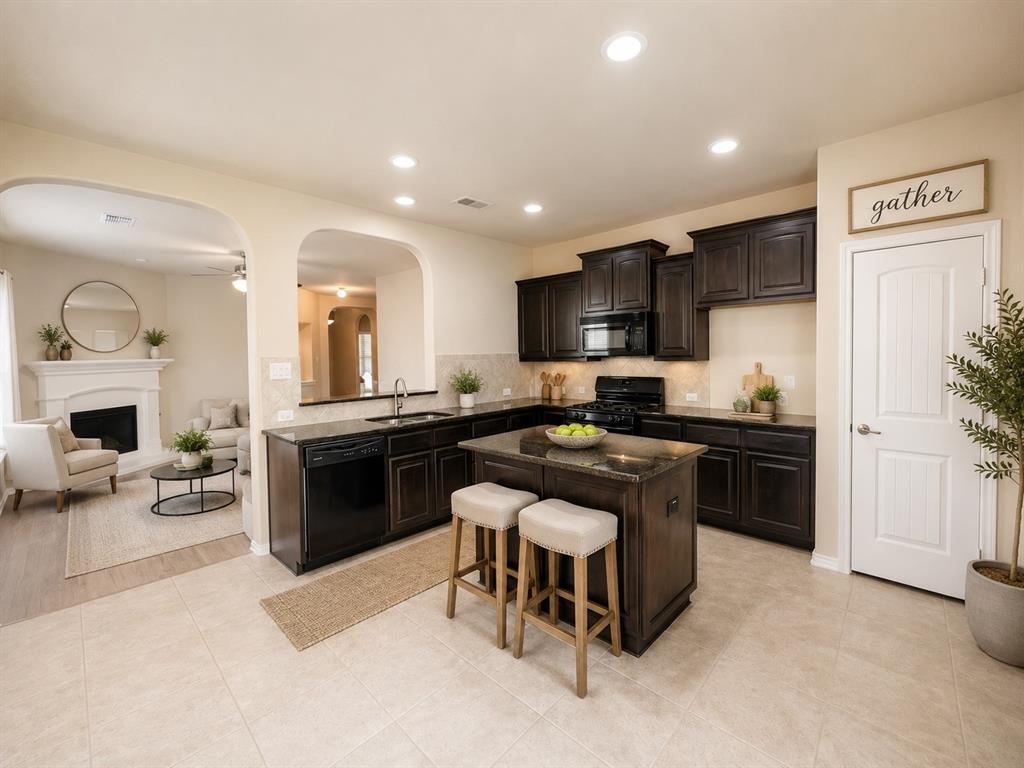 5816 Marsh Rail Drive Property Photo 8