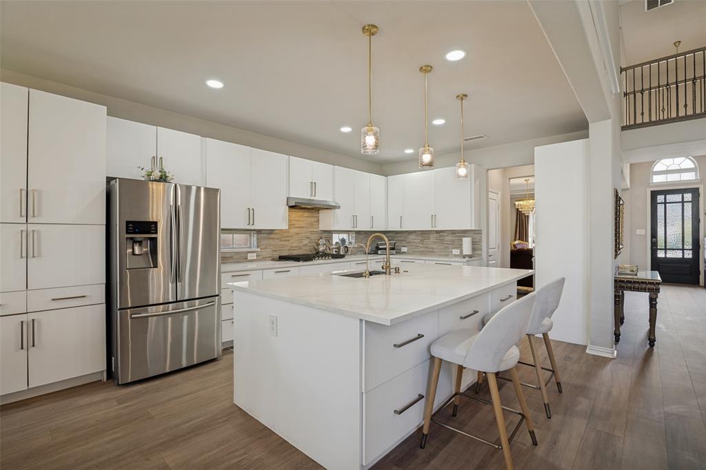 211 Sterling Heights Property Photo 7