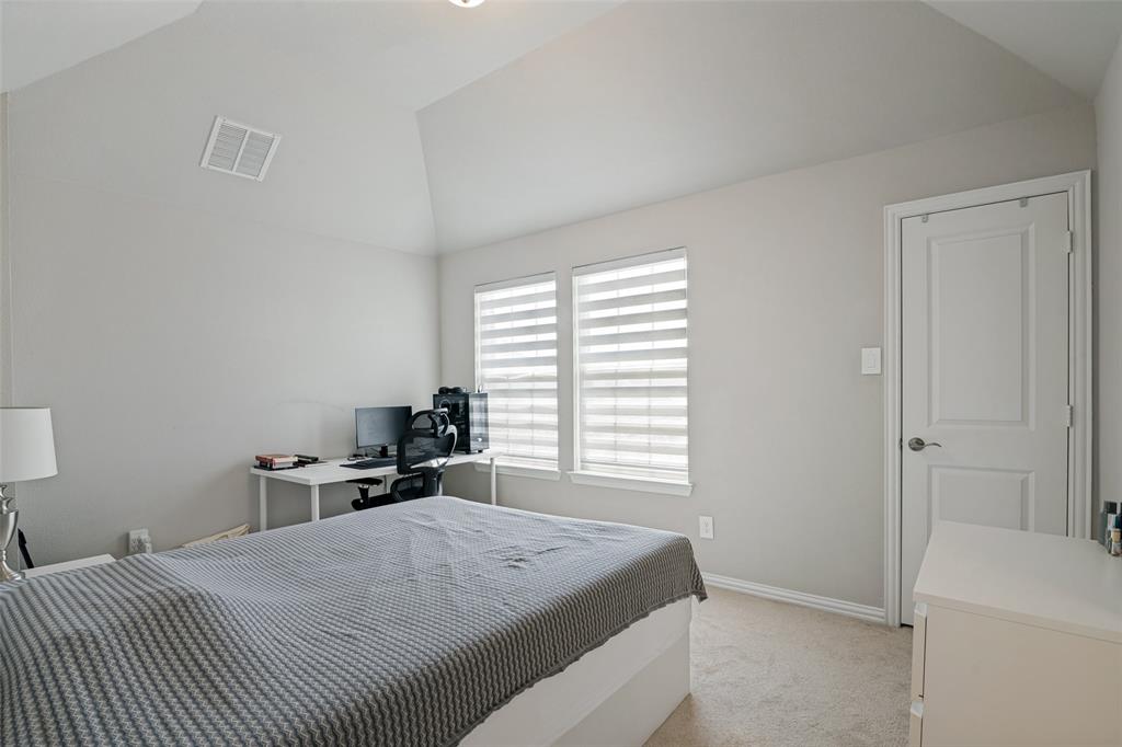211 Sterling Heights Property Photo 19