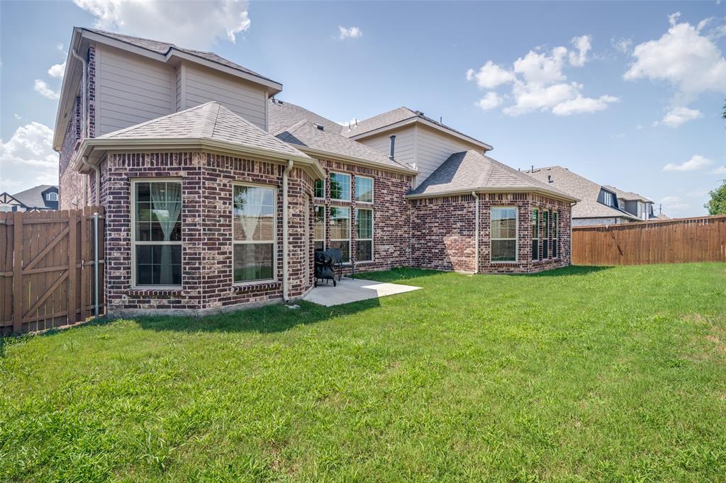 211 Sterling Heights Property Photo 22
