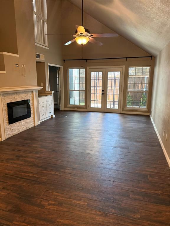 300 Cimarron Way Property Photo 2