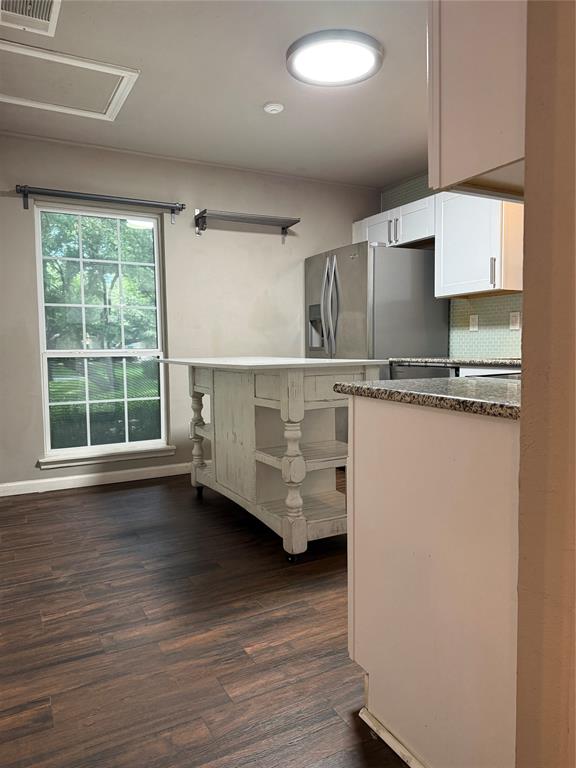 300 Cimarron Way Property Photo 5