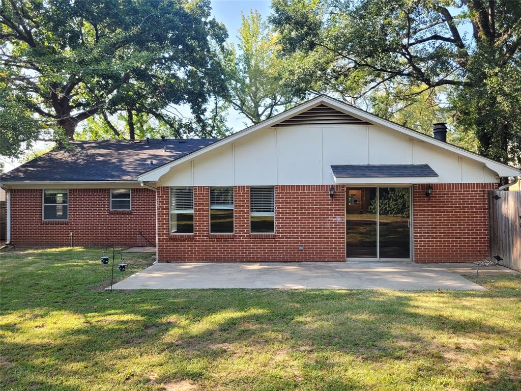 2840 Hubbard Property Photo 4