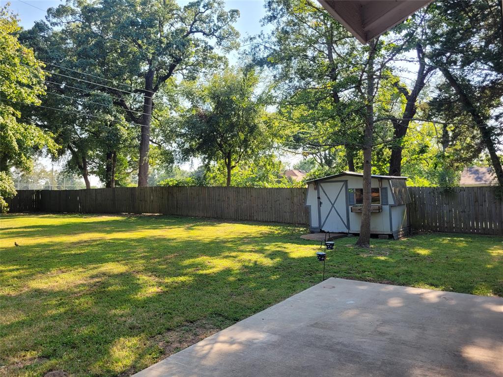 2840 Hubbard Property Photo 8