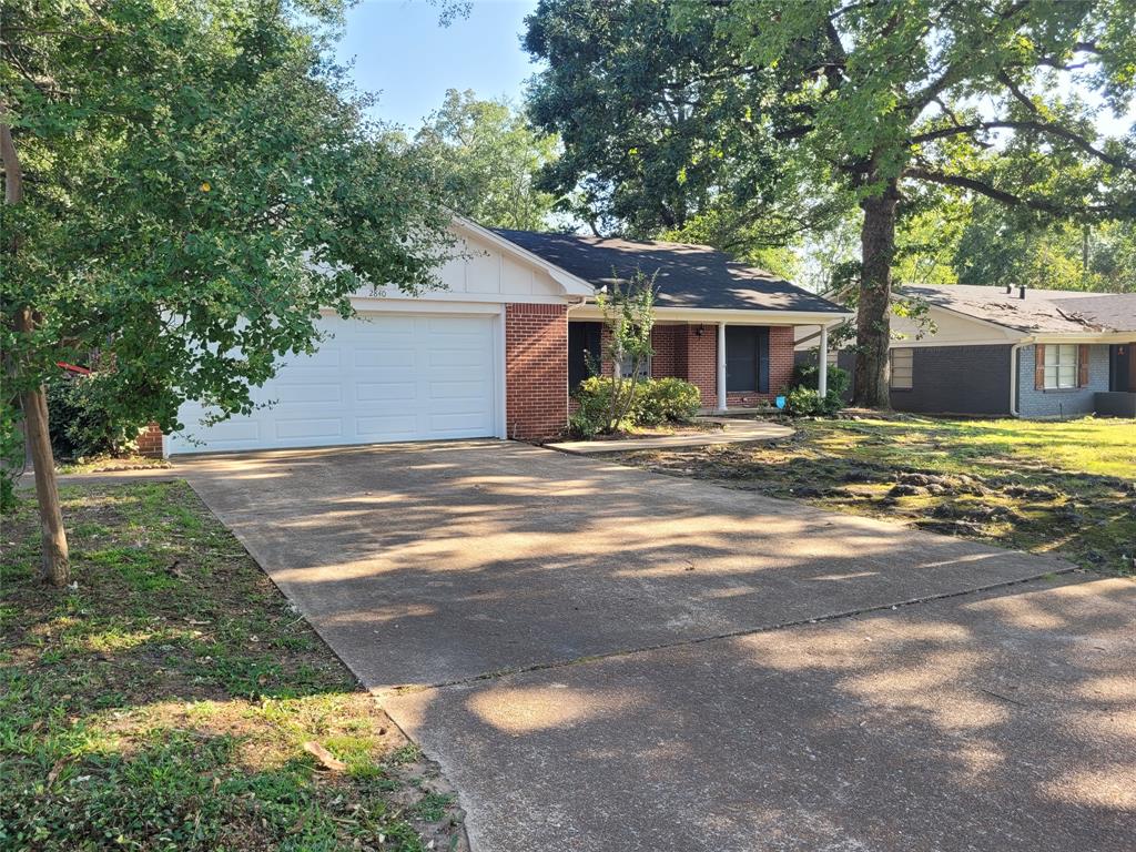 2840 Hubbard Property Photo 40
