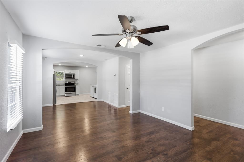 1227 Wilbur Street Property Photo 5
