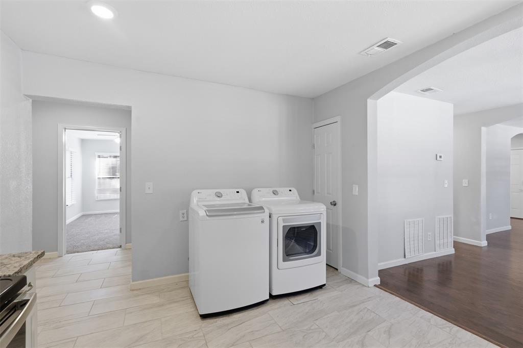 1227 Wilbur Street Property Photo 11