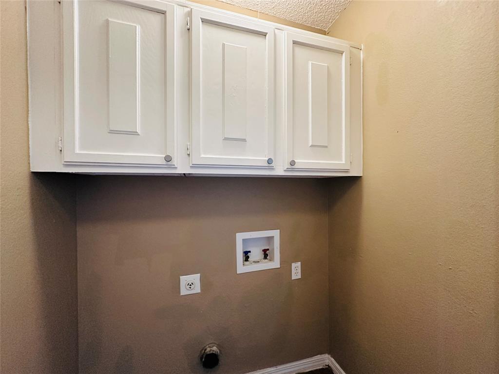 8109 Foxfire Lane Property Photo 22