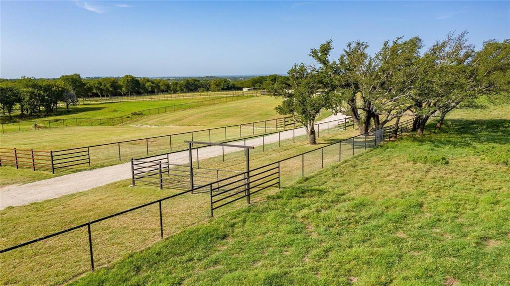 109 N Silver Saddle Circle Property Photo 4