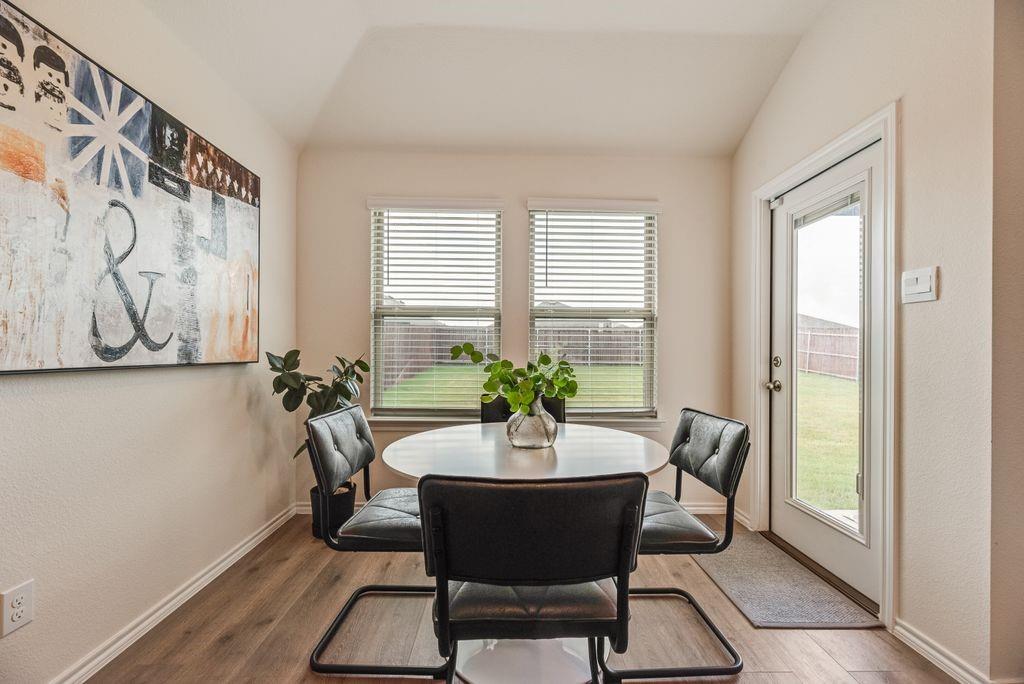 6439 Sand Dune Way Property Photo 10