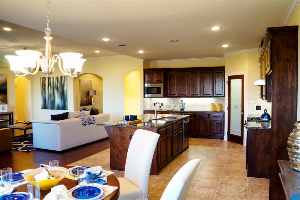 1103 Saint Matthew Circle Property Photo 12