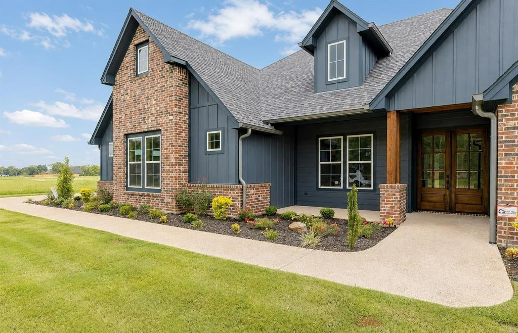12248 Madison Crossing Property Photo 3