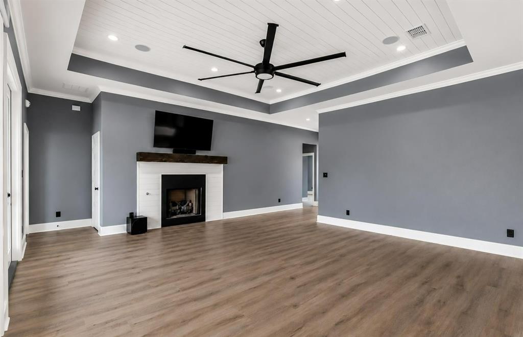 12248 Madison Crossing Property Photo 14