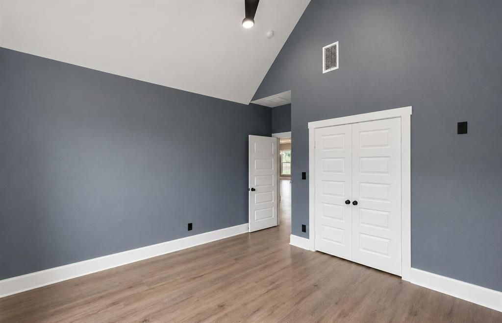 12248 Madison Crossing Property Photo 29