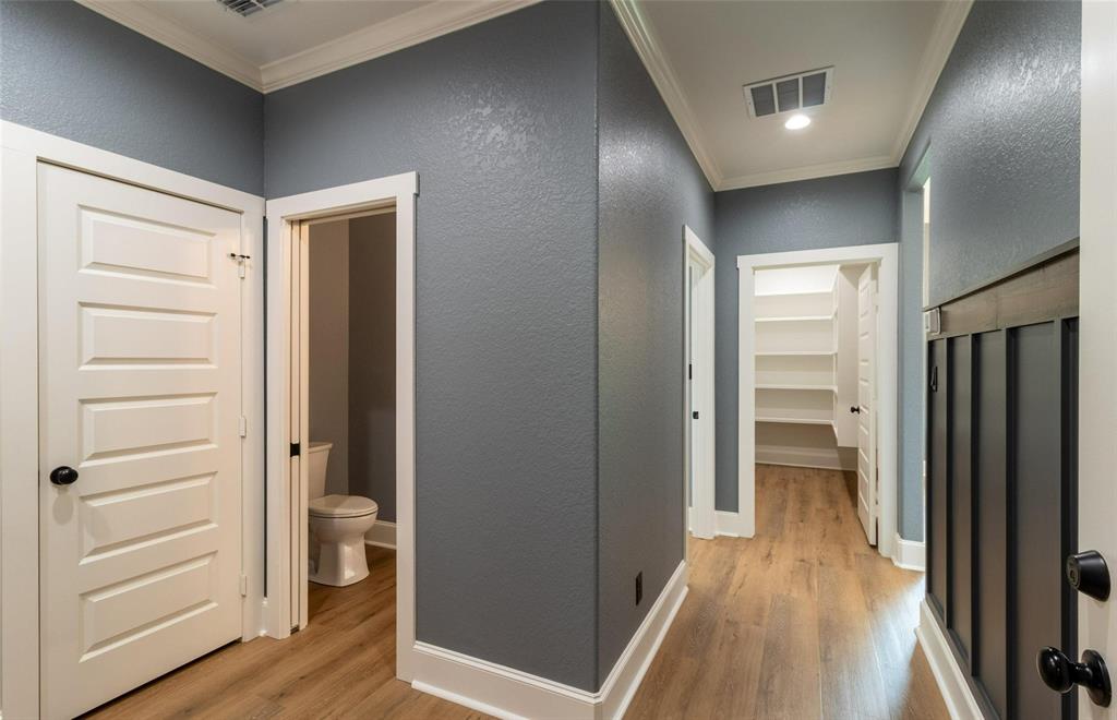 12248 Madison Crossing Property Photo 32