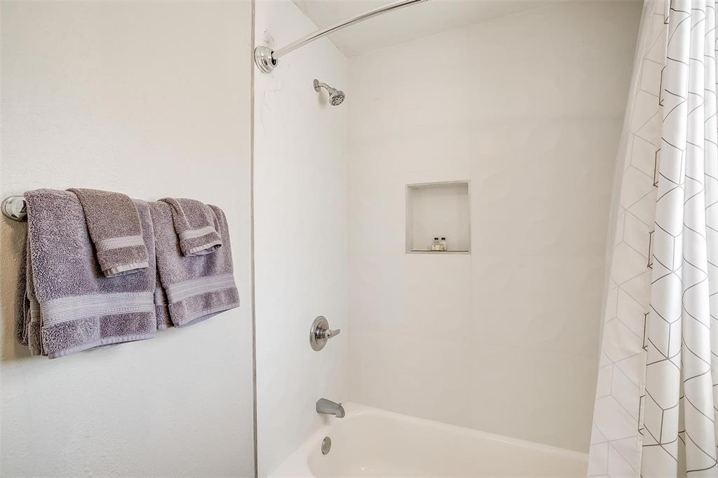 1006 Thannisch Drive Property Photo 23