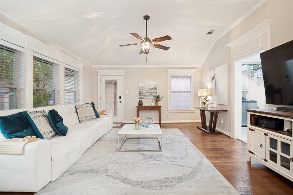 113 Candlelite Trail Property Photo 3