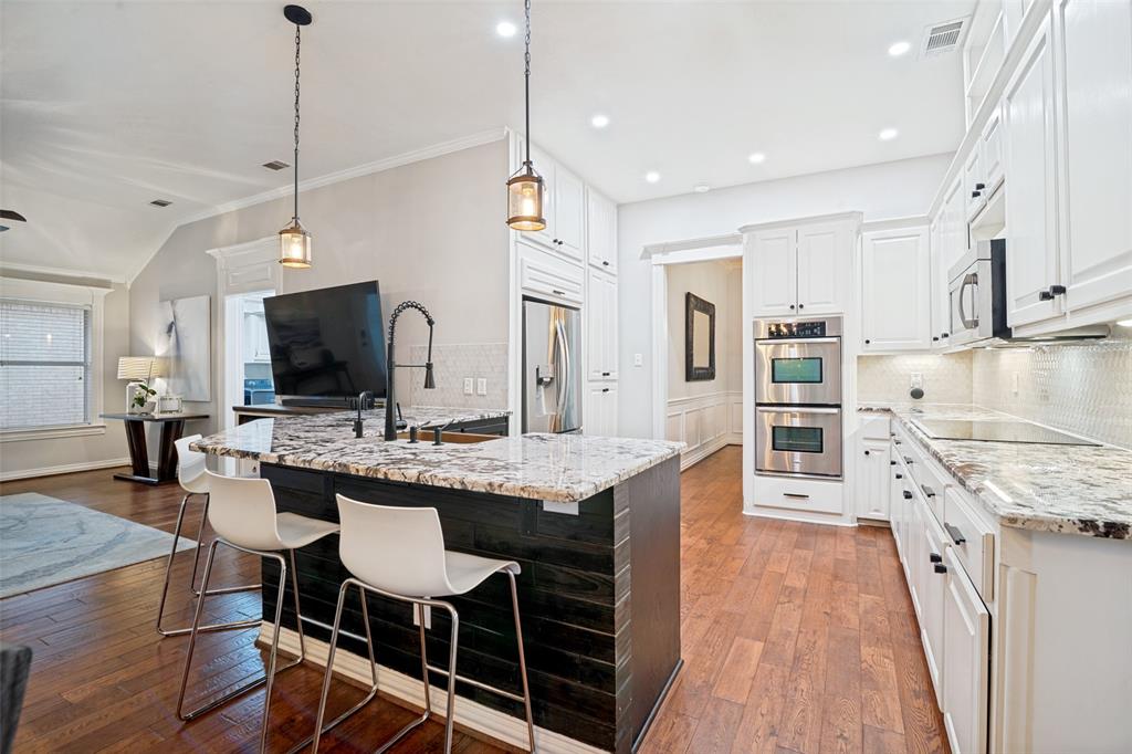 113 Candlelite Trail Property Photo 5