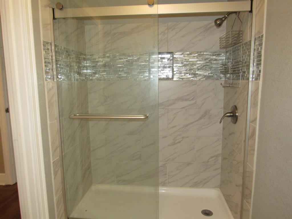 3300 Oakridge Lane Property Photo 19
