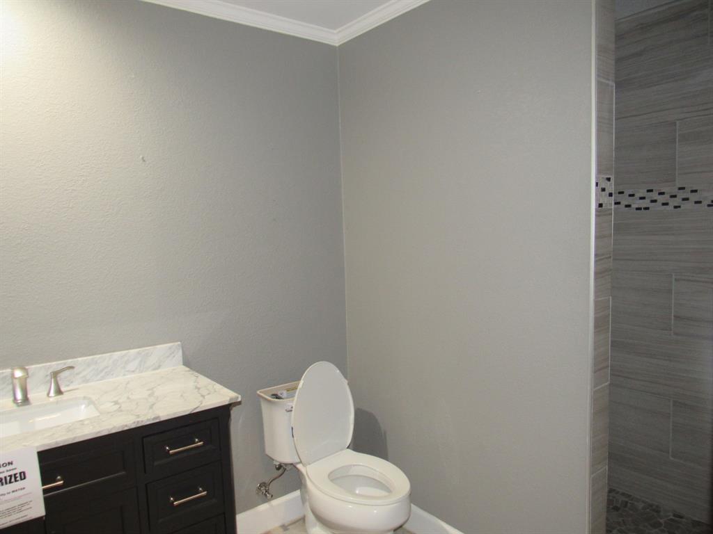 3300 Oakridge Lane Property Photo 22