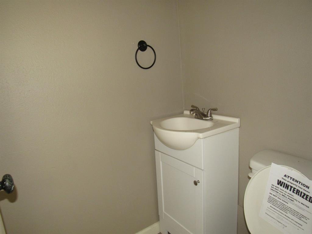 3300 Oakridge Lane Property Photo 23