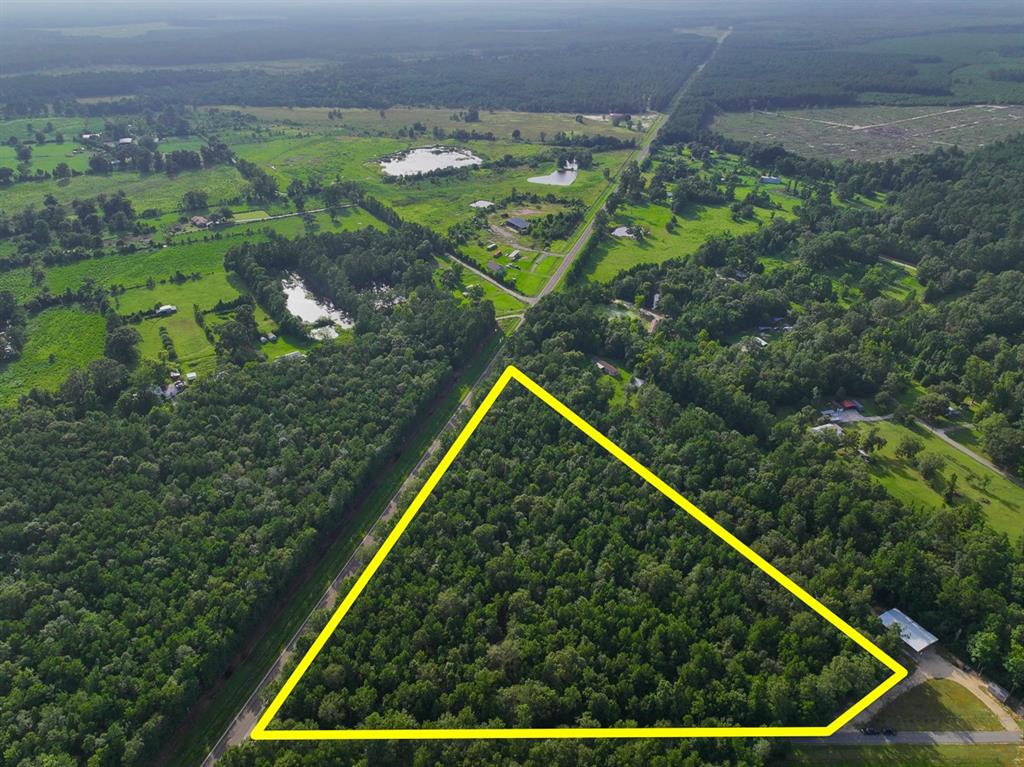 08 Fm 787 Property Photo 15