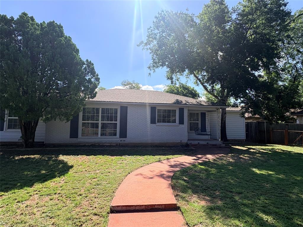 501 Riverside Boulevard Property Photo 1