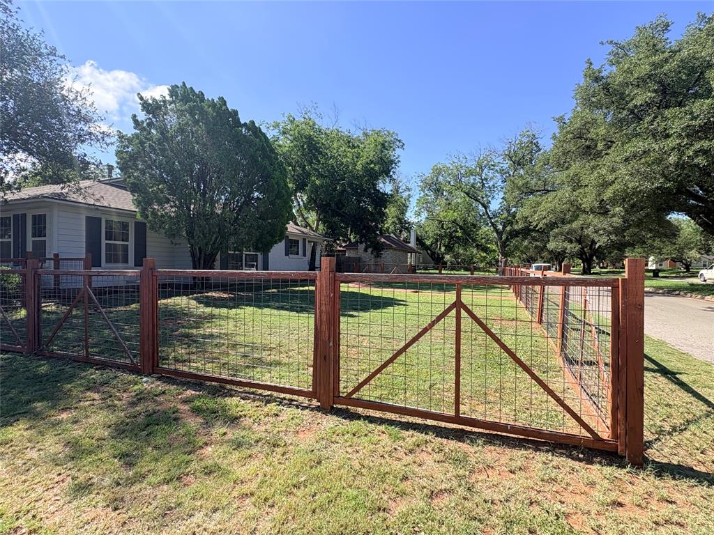 501 Riverside Boulevard Property Photo 18