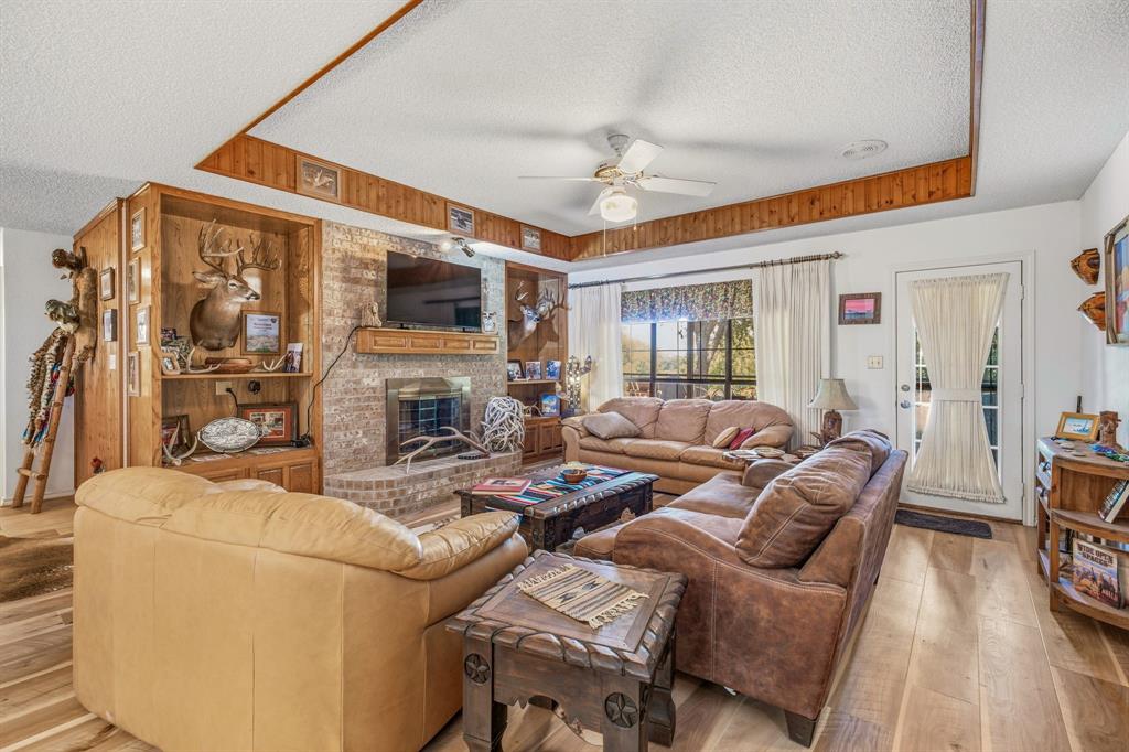 4527 S Keller Road Property Photo 8