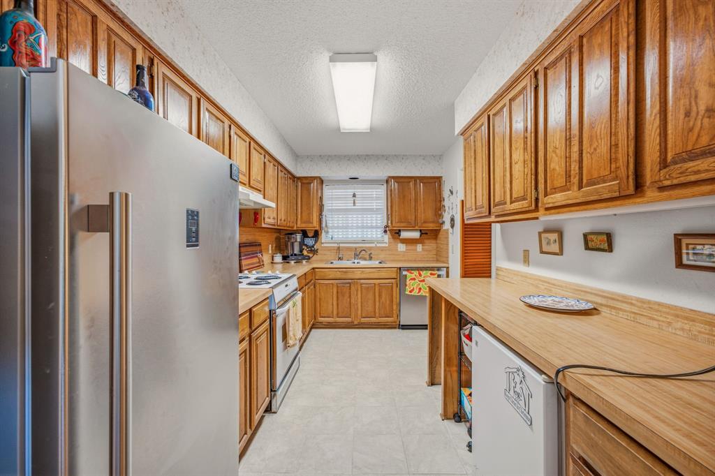 4527 S Keller Road Property Photo 11
