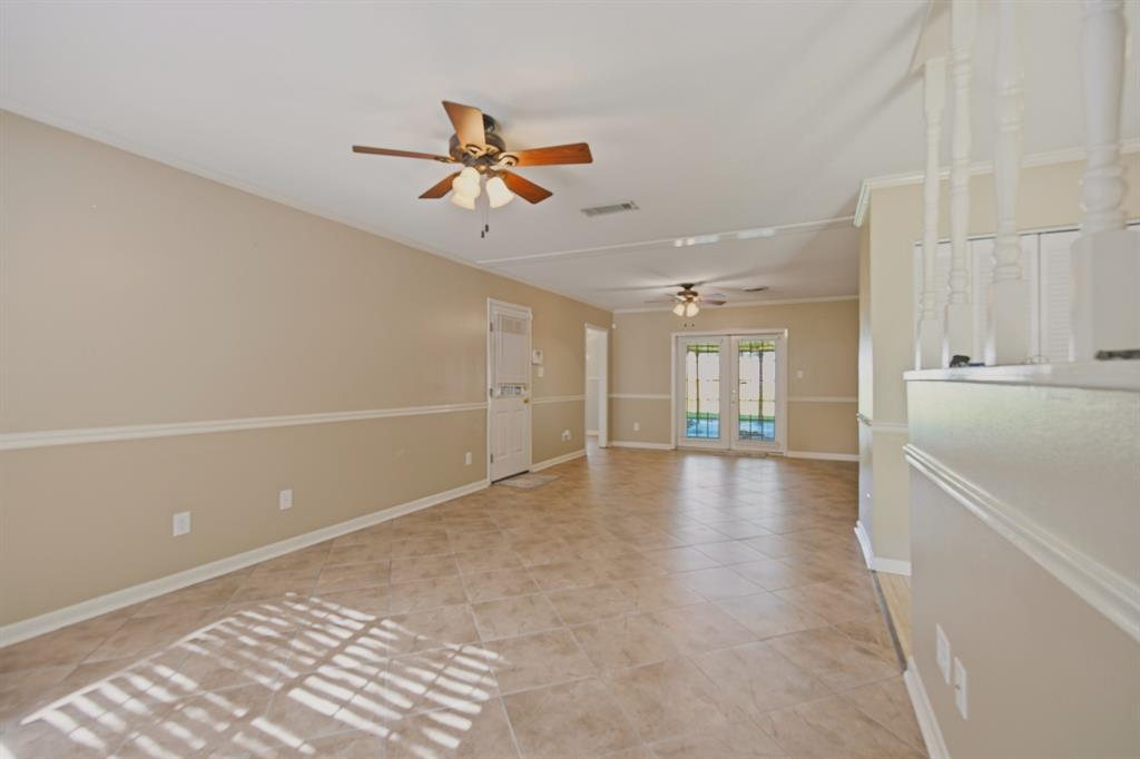 9401 Garfield Drive Property Photo 5