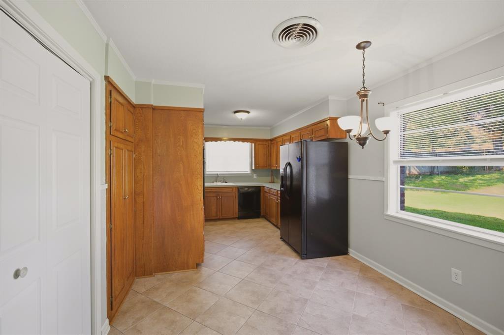 9401 Garfield Drive Property Photo 7