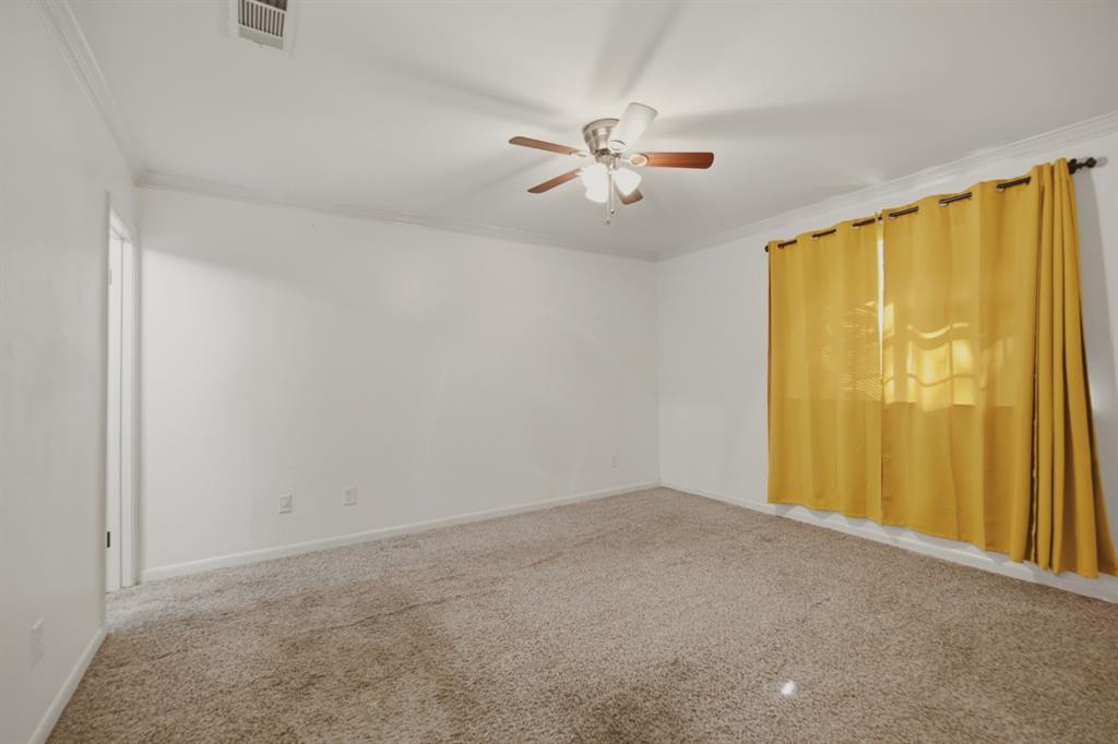 9401 Garfield Drive Property Photo 12