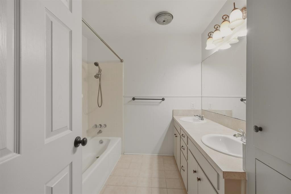 9401 Garfield Drive Property Photo 16