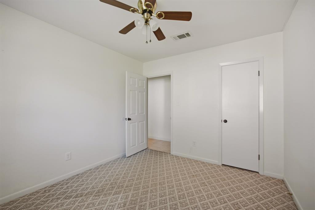 9401 Garfield Drive Property Photo 18