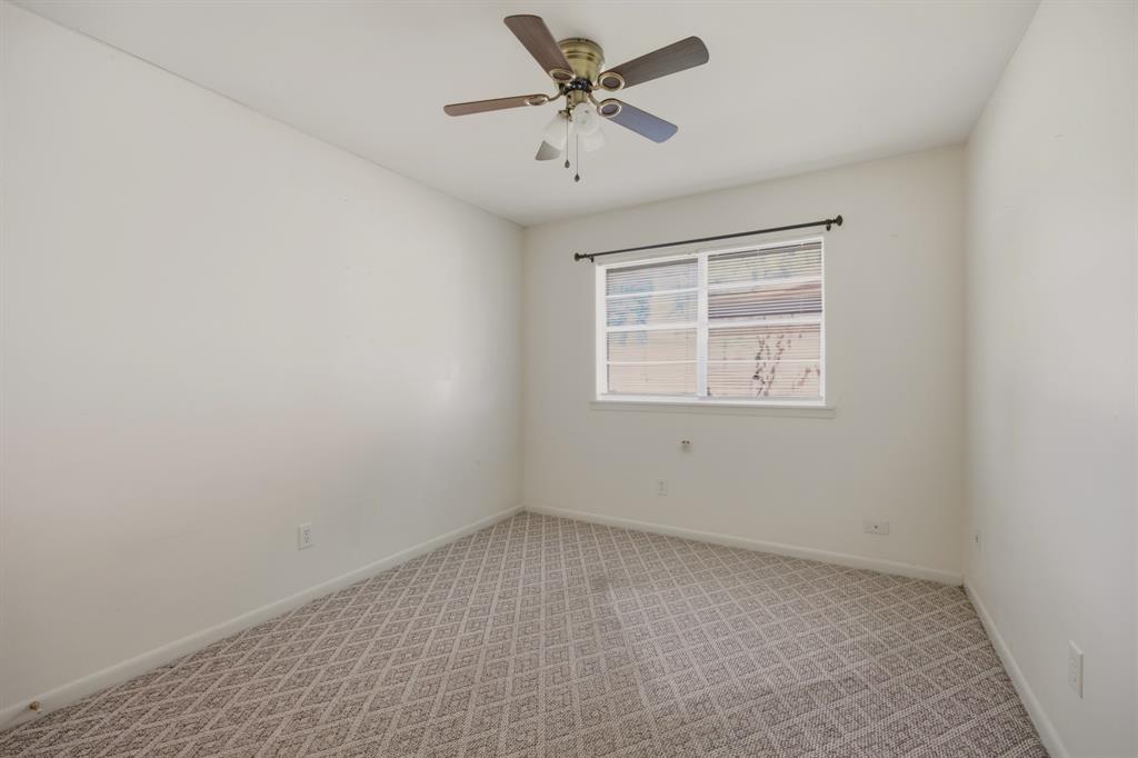 9401 Garfield Drive Property Photo 19