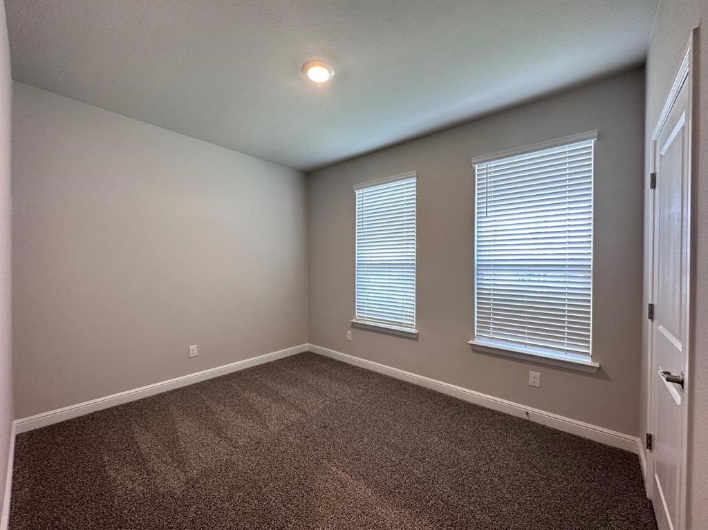 1049 Kirkham Way Property Photo 9