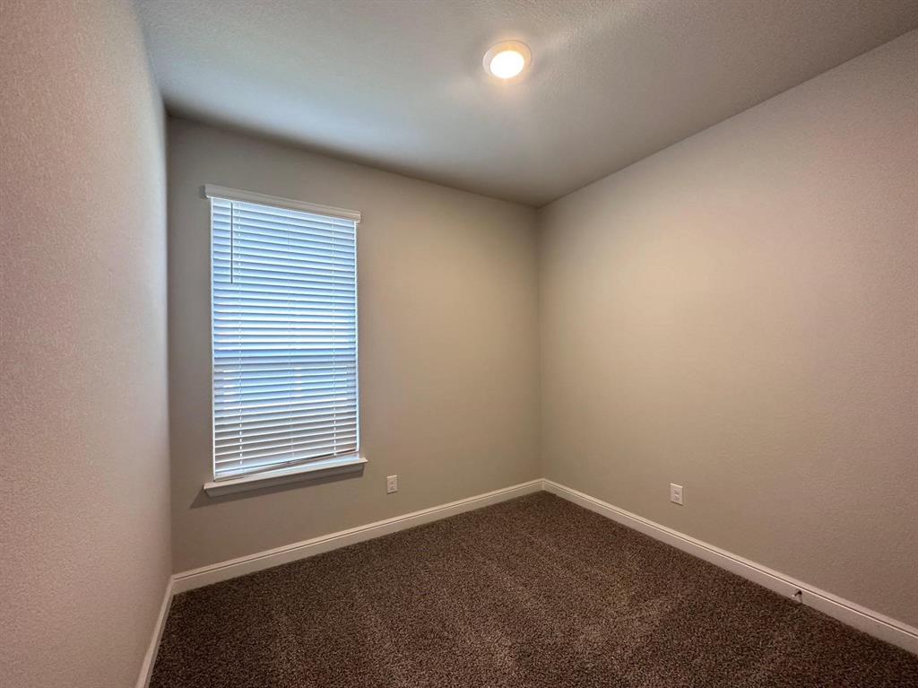 1049 Kirkham Way Property Photo 11