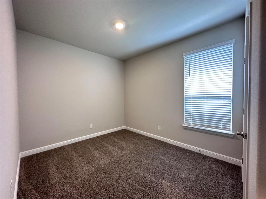 1049 Kirkham Way Property Photo 12