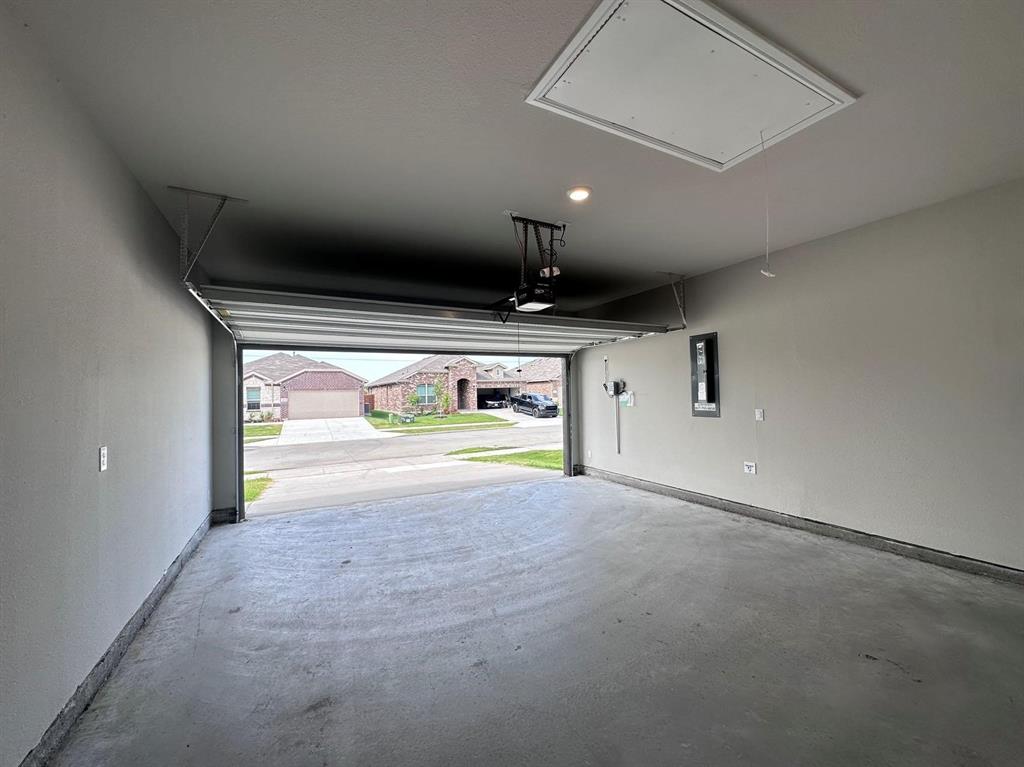 1049 Kirkham Way Property Photo 20