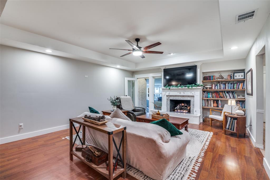 708 Stoneybrook Drive Property Photo 4