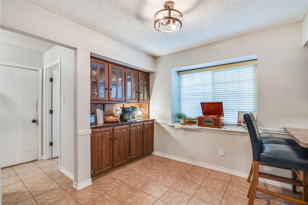 708 Stoneybrook Drive Property Photo 13