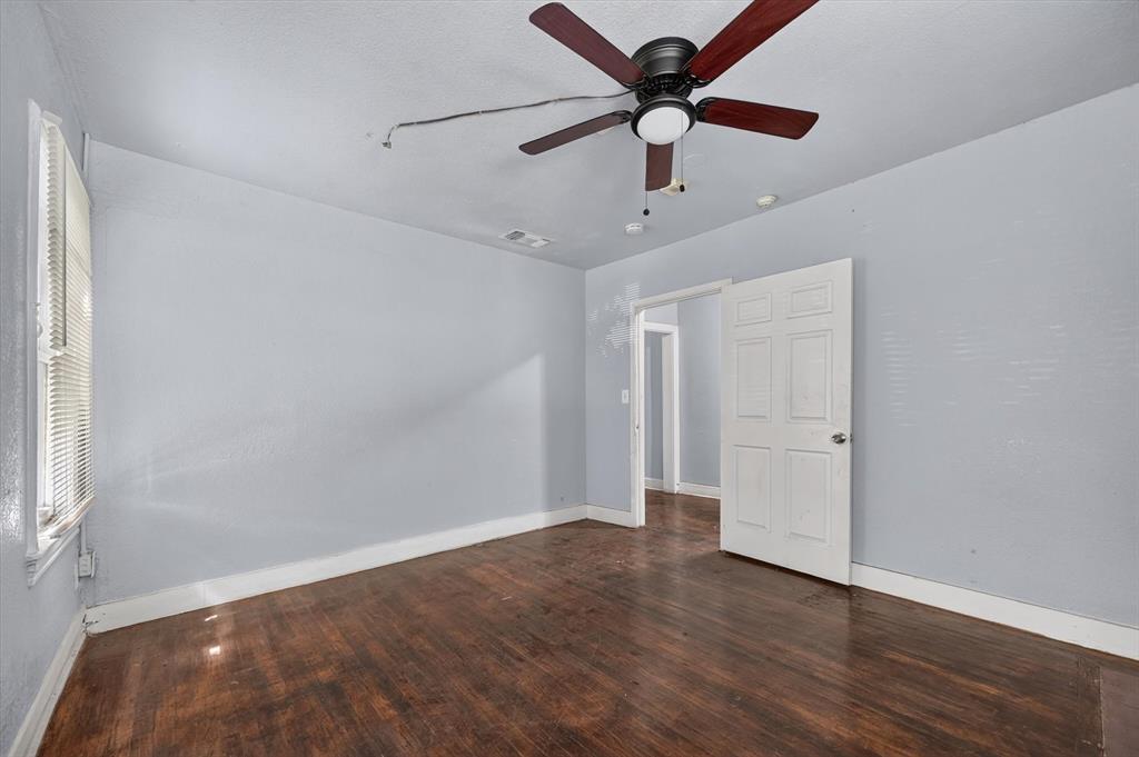 2813 E Rosedale Street Property Photo 7