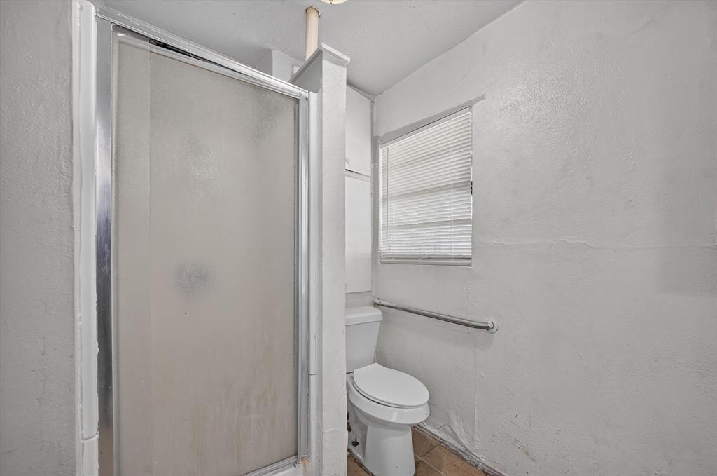 2813 E Rosedale Street Property Photo 31