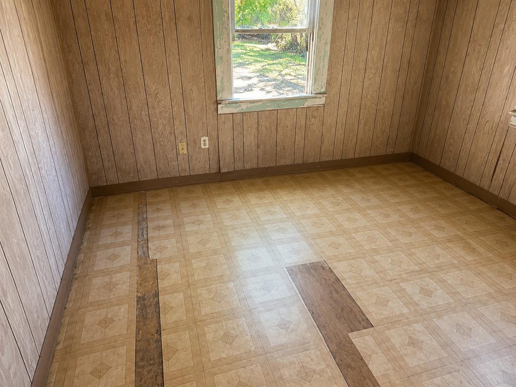 1204 N 8th Street Property Photo 3