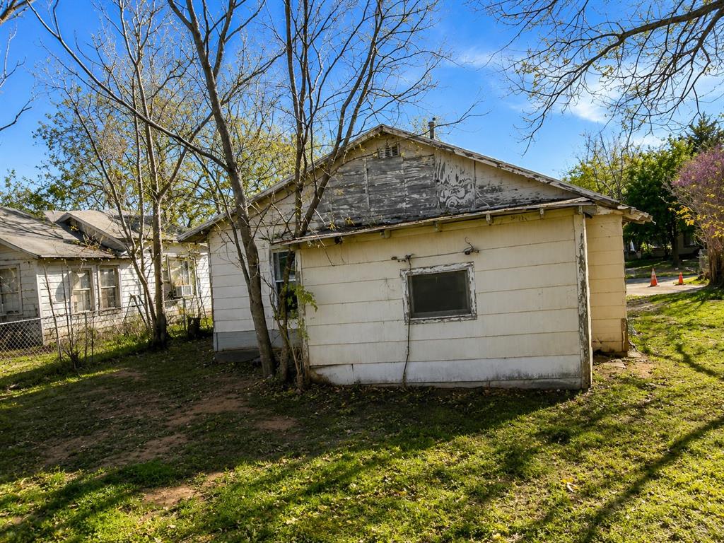 1204 N 8th Street Property Photo 5