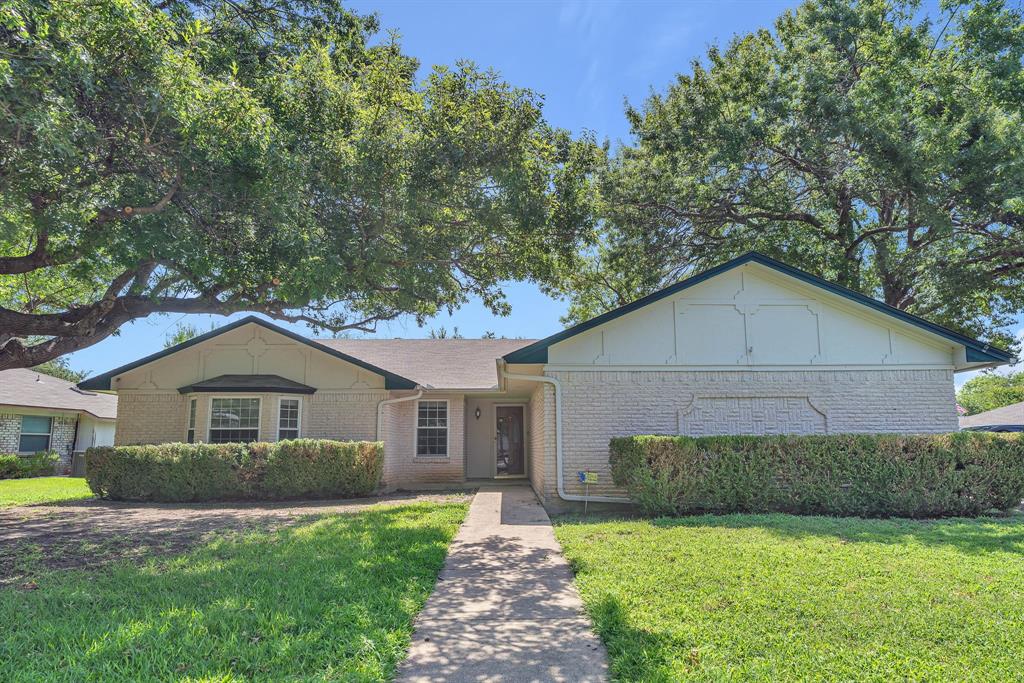 1720 Timbercreek Road Property Photo 1