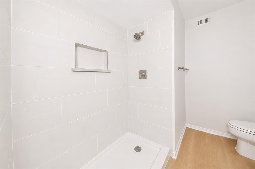12921 Abrams Road 403 Property Photo 21