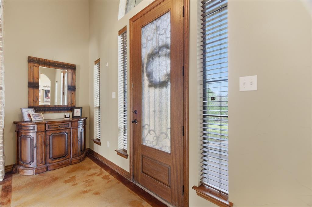 128 Horizon Circle Property Photo 8