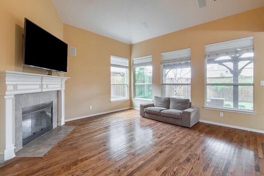 2056 Barret Drive Property Photo 5